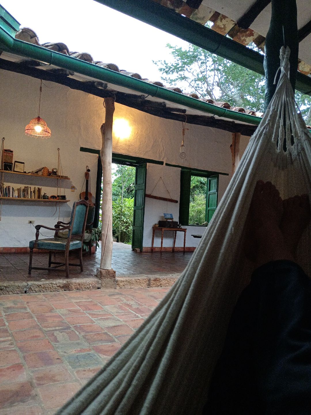 hammocks and architecture make me feel good